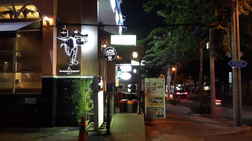 Hotel De Sky Sukhumvit Ekkamai Bangkok Exteriér fotografie