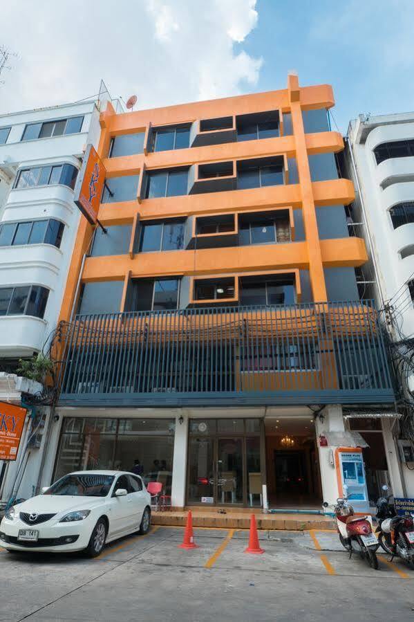 Hotel De Sky Sukhumvit Ekkamai Bangkok Exteriér fotografie